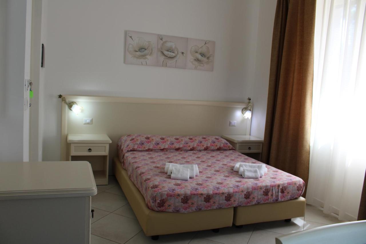 Afrodite Hotel Scalea Eksteriør billede