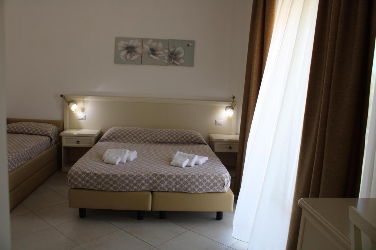Afrodite Hotel Scalea Eksteriør billede